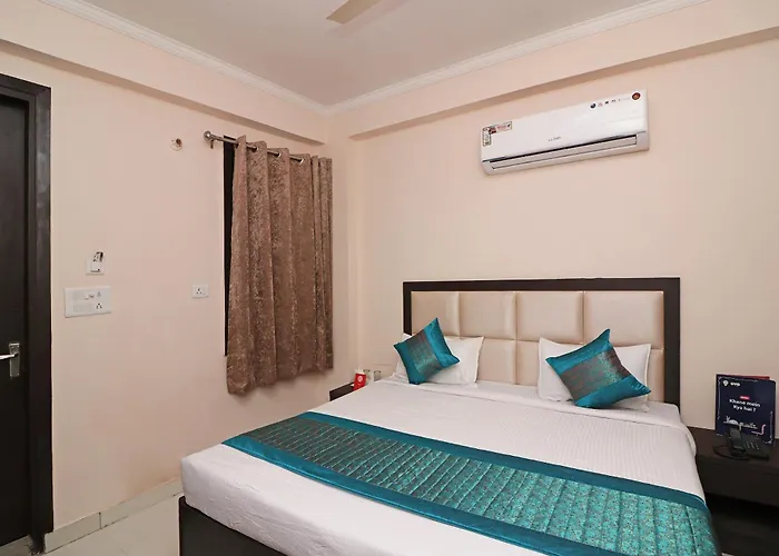 Hotel O Avalon Palace New Delhi